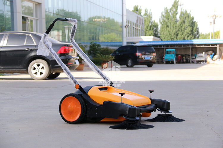 過(guò)來(lái)人：手推式掃地機(jī)這么做，比電動(dòng)掃地車(chē)都值！